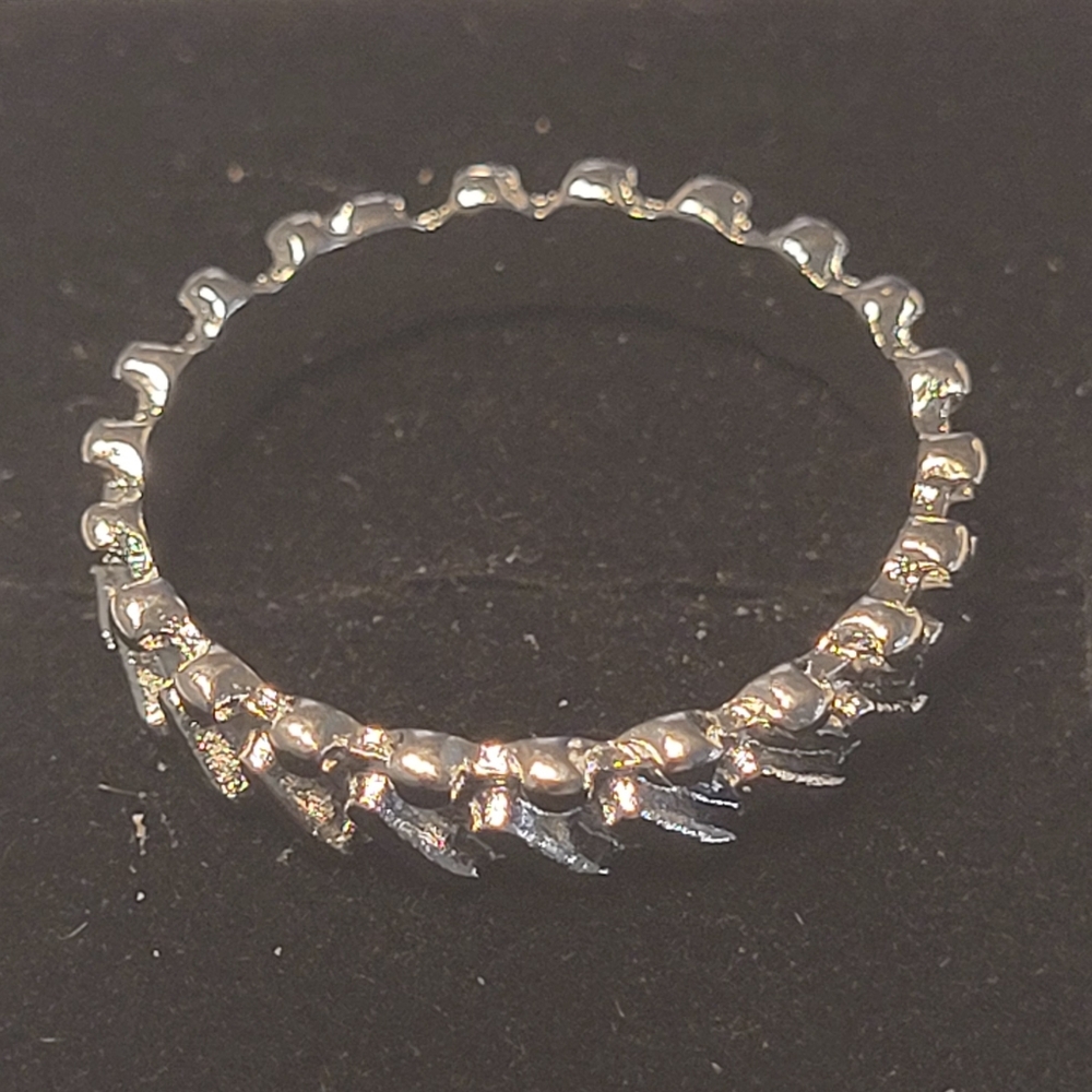Wreath ring